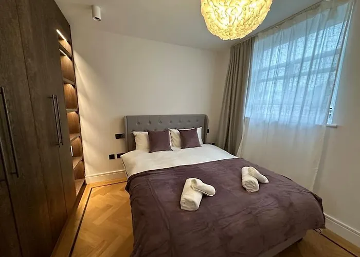 Flat 3 7A Lavender Hill